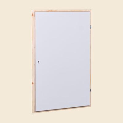 Vägglucka SAN 70, Stängd